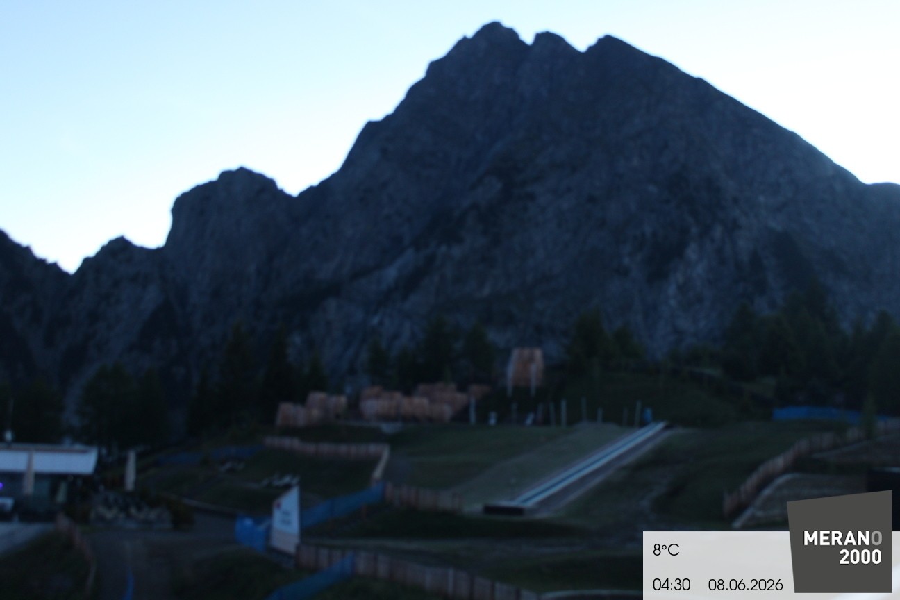 Archived image Webcam Meran 2000, View Kidscamp