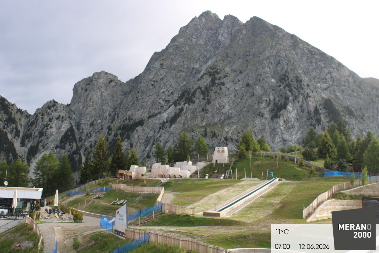 Archived image Webcam Meran 2000, View Kidscamp