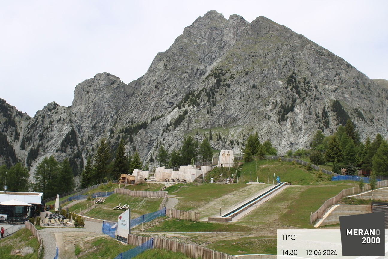 Archived image Webcam Meran 2000, View Kidscamp