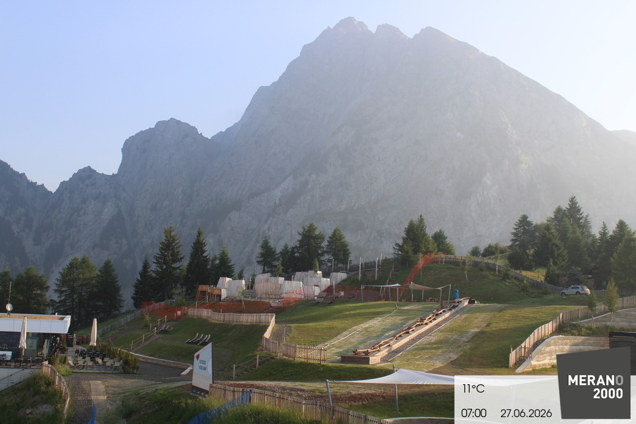 Archived image Webcam Meran 2000, View Kidscamp