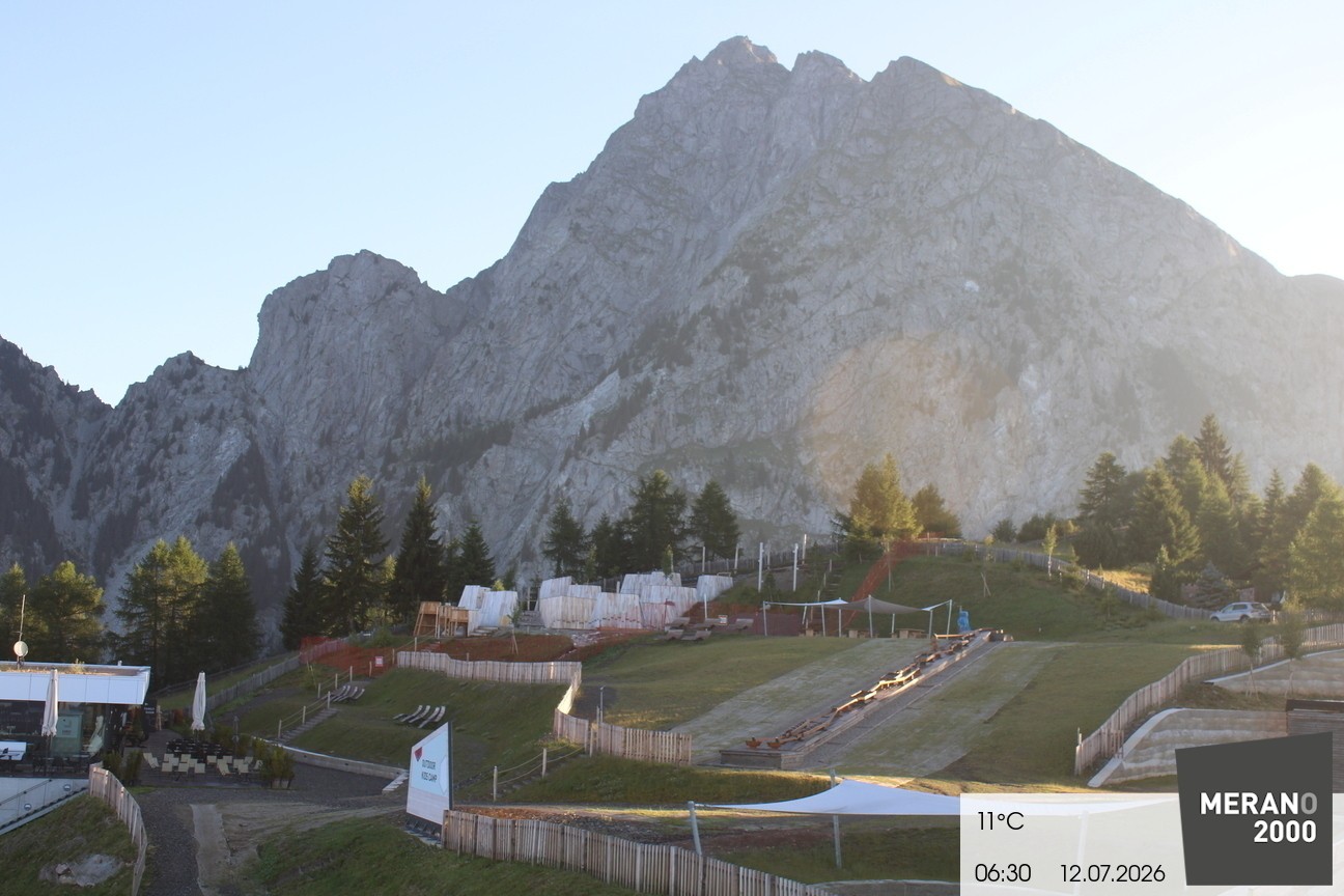 Archived image Webcam Meran 2000, View Kidscamp