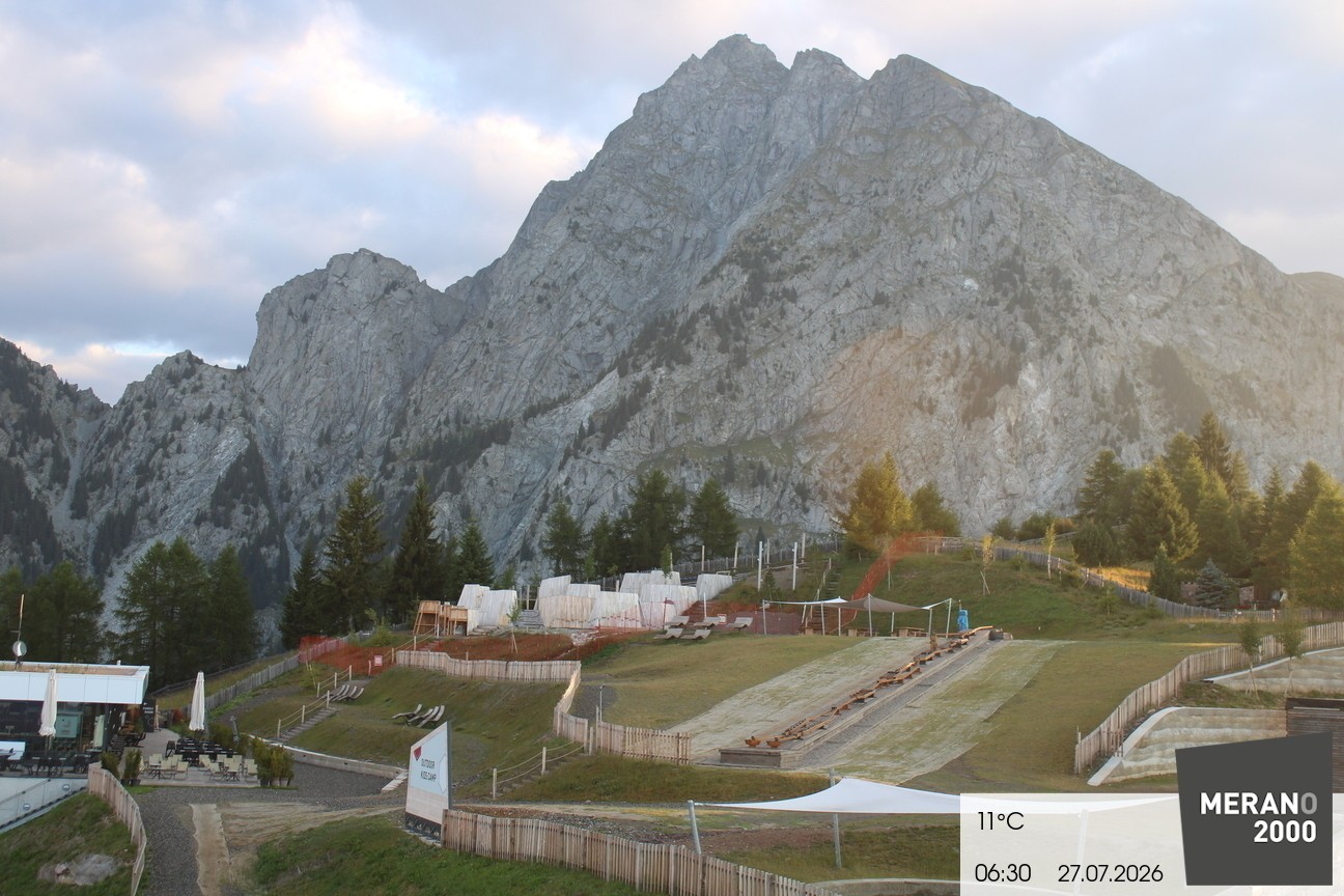 Archived image Webcam Meran 2000, View Kidscamp