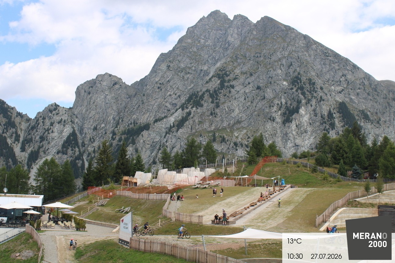 Archived image Webcam Meran 2000, View Kidscamp