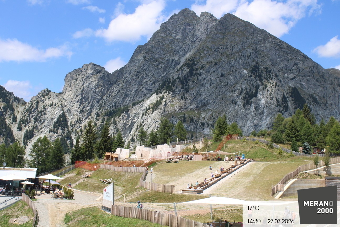 Archived image Webcam Meran 2000, View Kidscamp