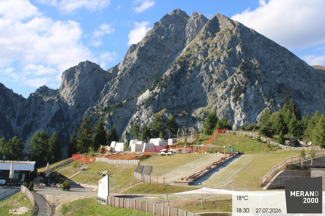 Archived image Webcam Meran 2000, View Kidscamp