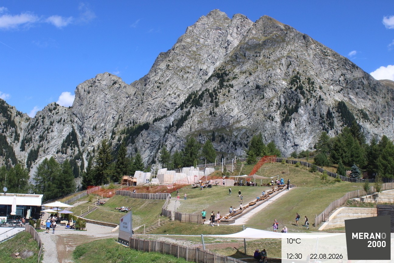 Archived image Webcam Meran 2000, View Kidscamp