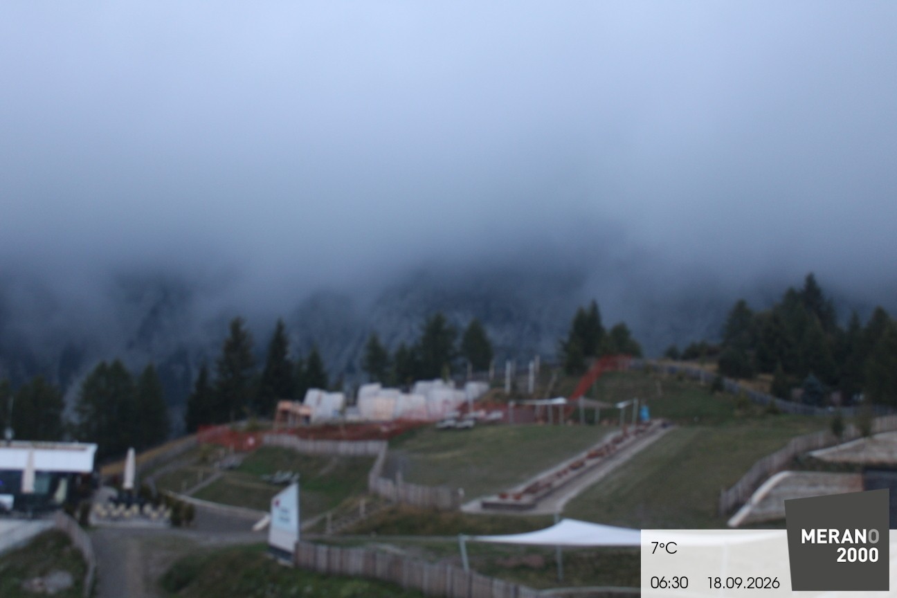 Archived image Webcam Meran 2000, View Kidscamp