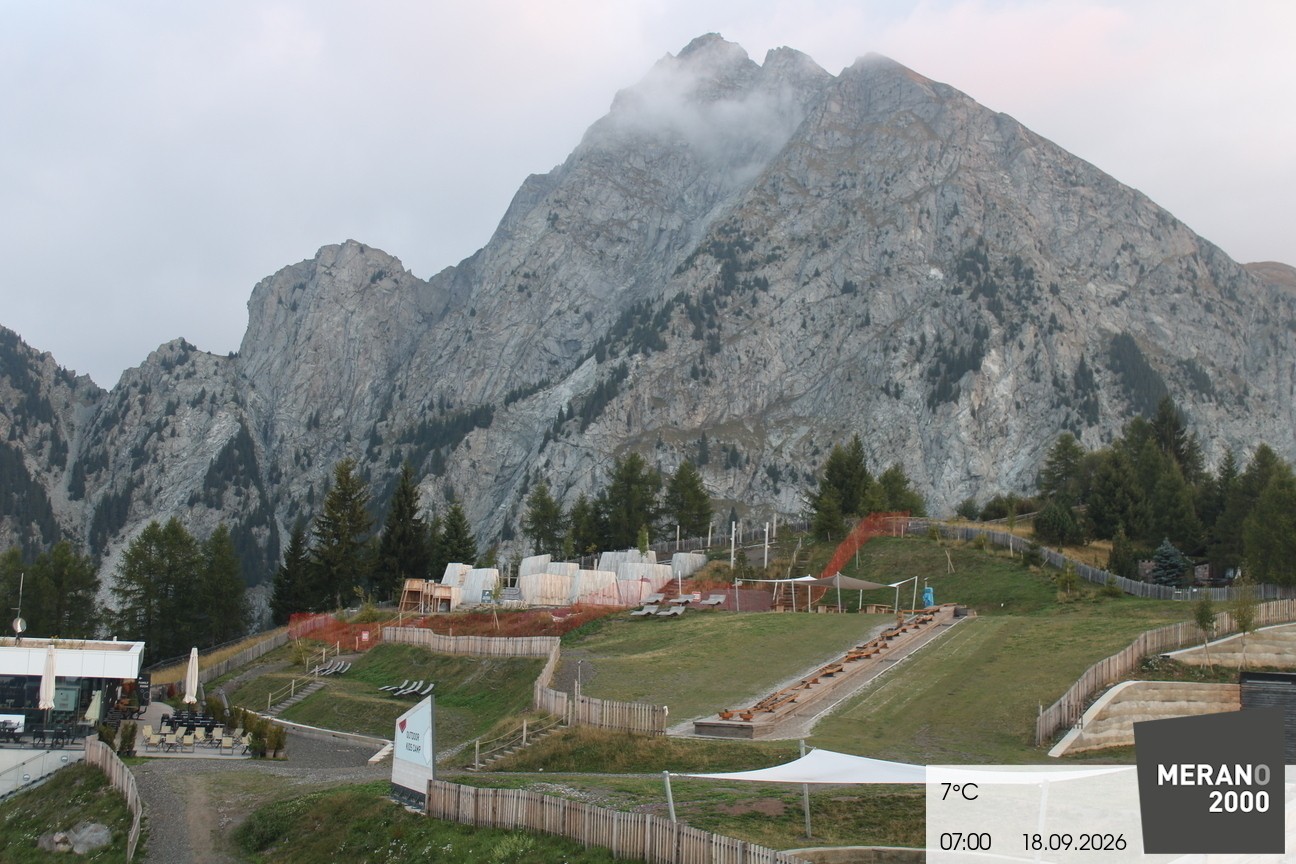 Archived image Webcam Meran 2000, View Kidscamp