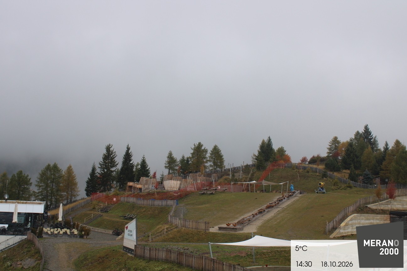 Archived image Webcam Meran 2000, View Kidscamp
