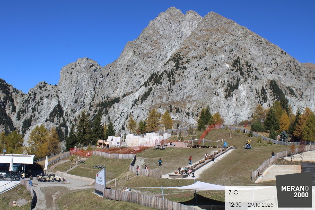 Archived image Webcam Meran 2000, View Kidscamp