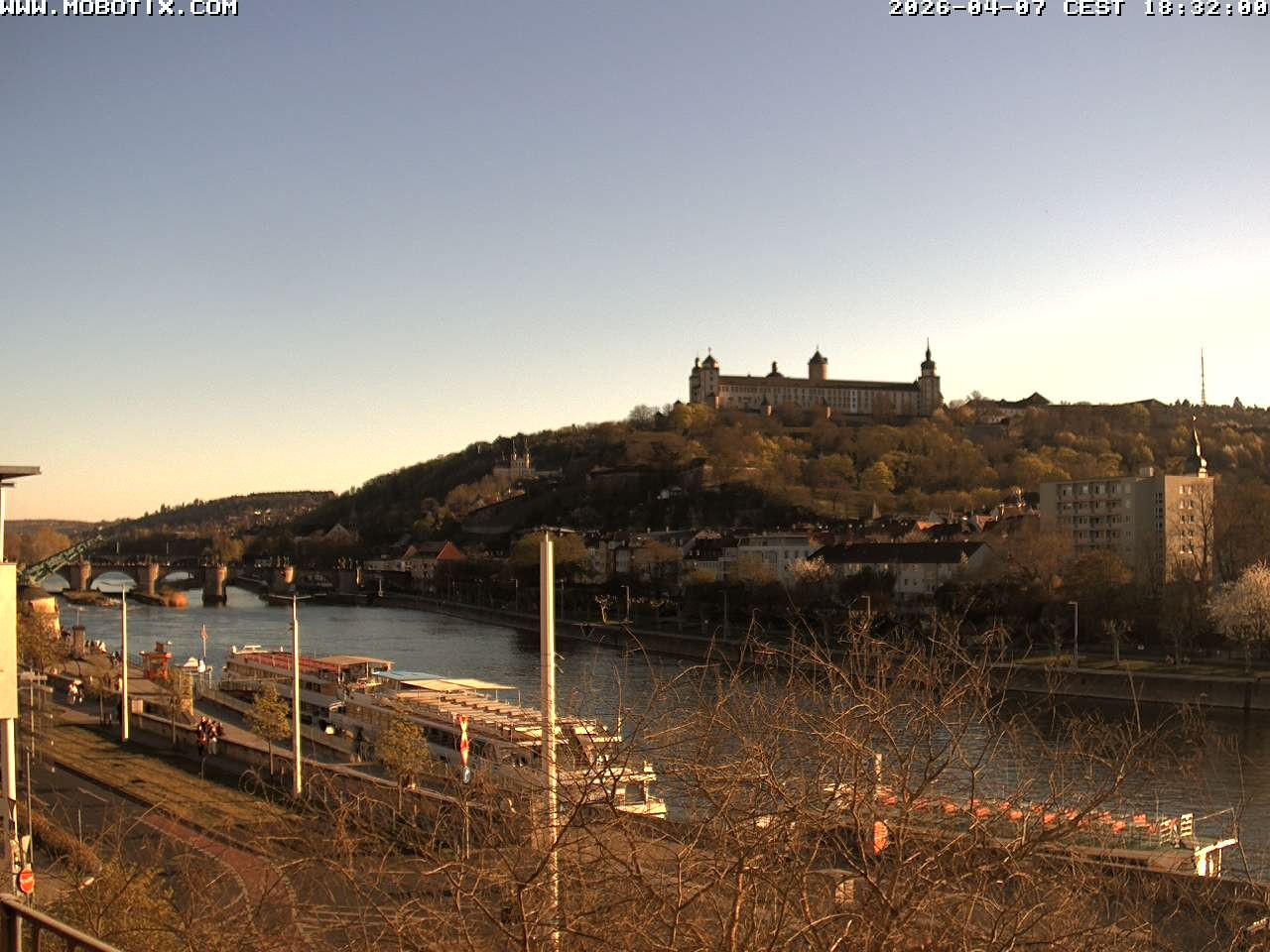 Archiv Foto Webcam Würzburg - Festung Marienberg