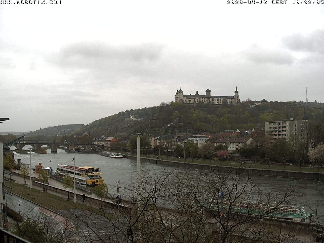 Archiv Foto Webcam Würzburg - Festung Marienberg