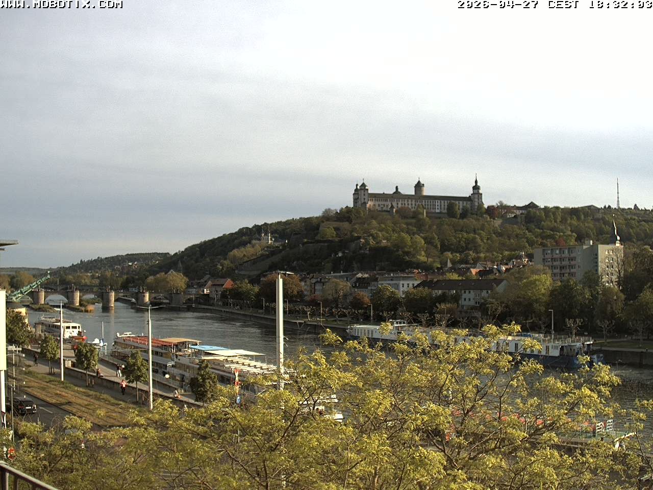 Archiv Foto Webcam Würzburg - Festung Marienberg