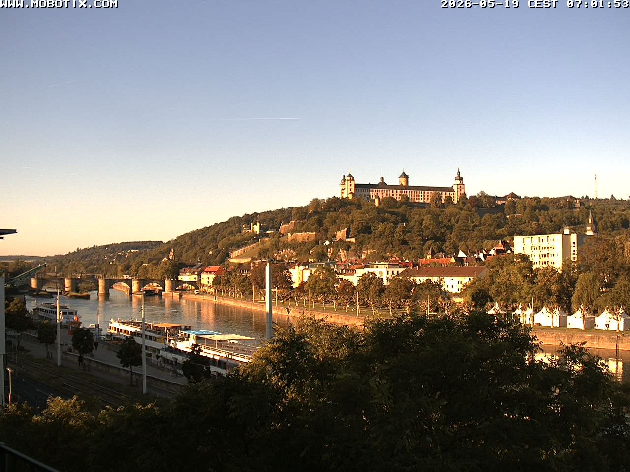 Archiv Foto Webcam Würzburg - Festung Marienberg