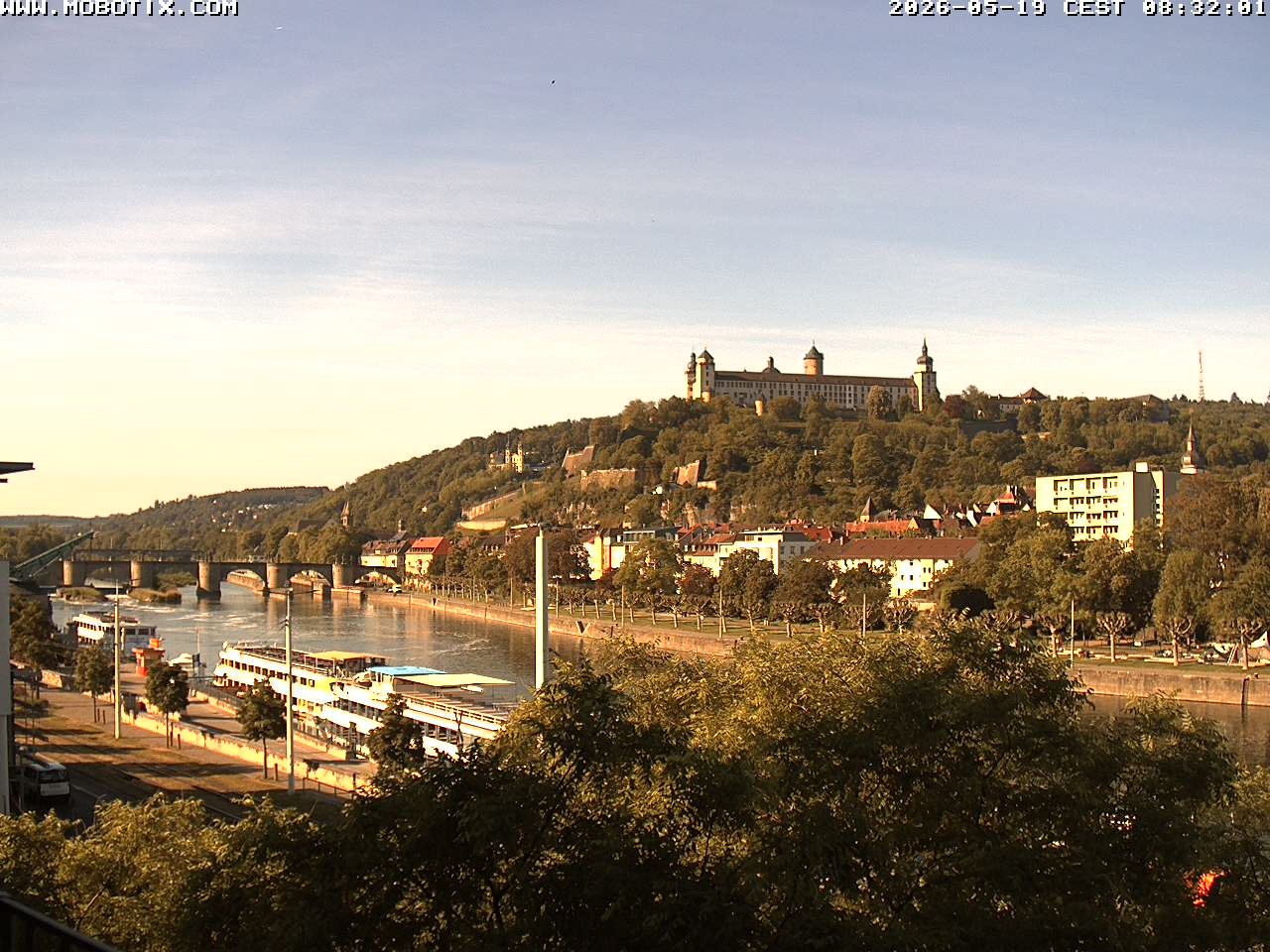 Archiv Foto Webcam Würzburg - Festung Marienberg