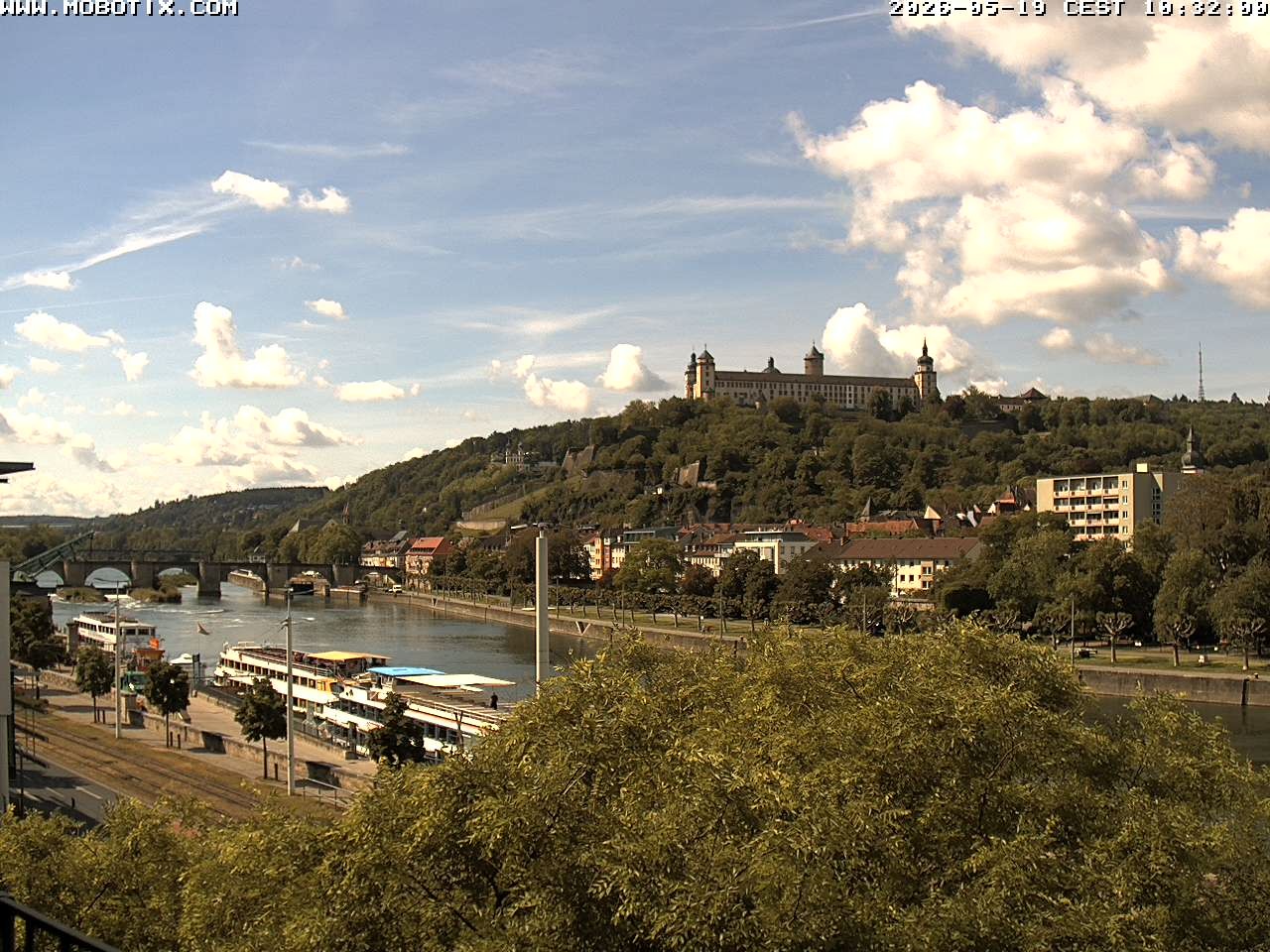 Archiv Foto Webcam Würzburg - Festung Marienberg