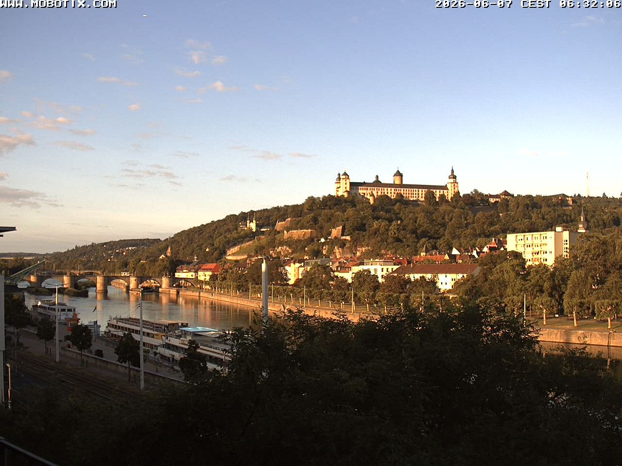 Archiv Foto Webcam Würzburg - Festung Marienberg