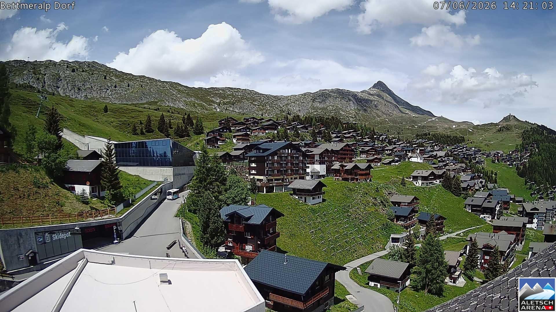 Archived image Webcam Bettmeralp II