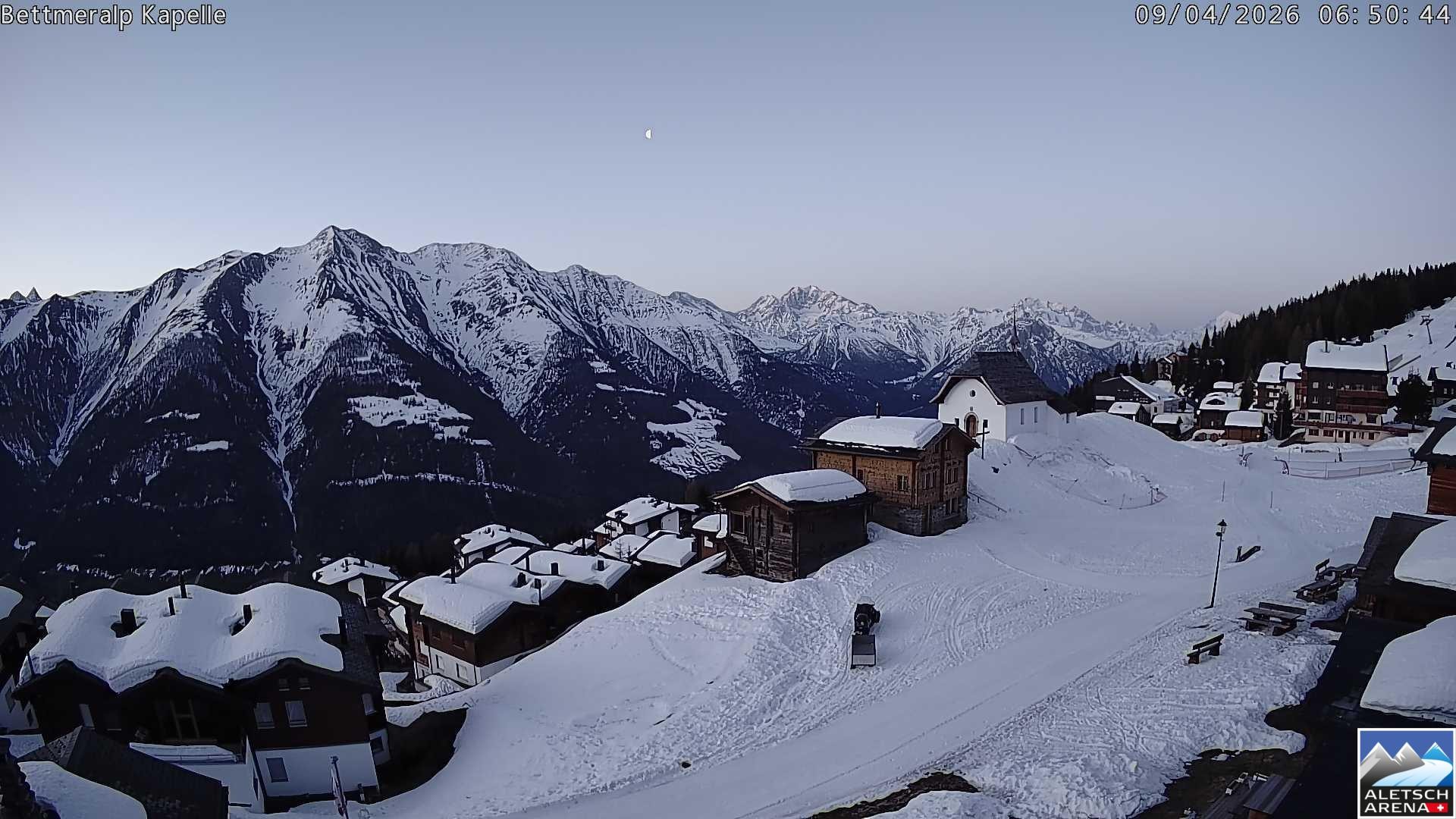 Archiv Foto Webcam Kapelle Bettmeralp