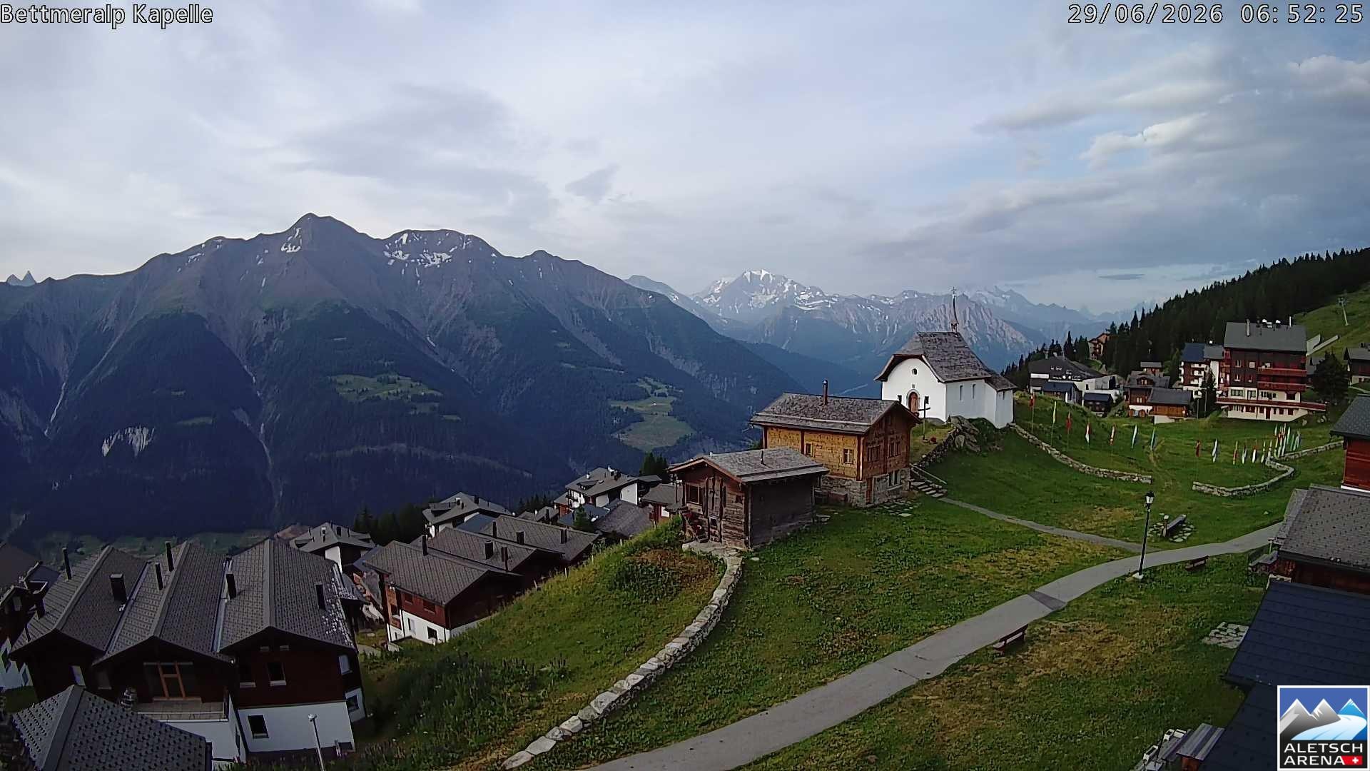 Archiv Foto Webcam Kapelle Bettmeralp