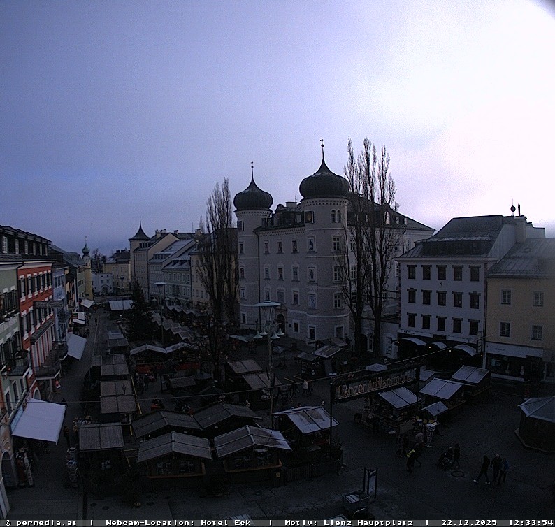 Archiv Foto Webcam Der Marktplatz von Lienz