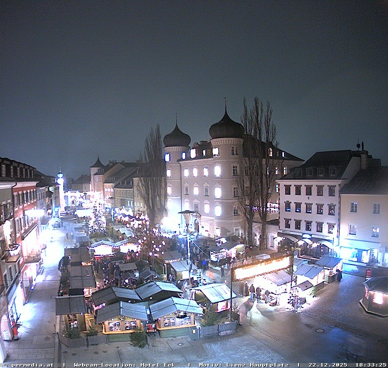 Archiv Foto Webcam Der Marktplatz von Lienz