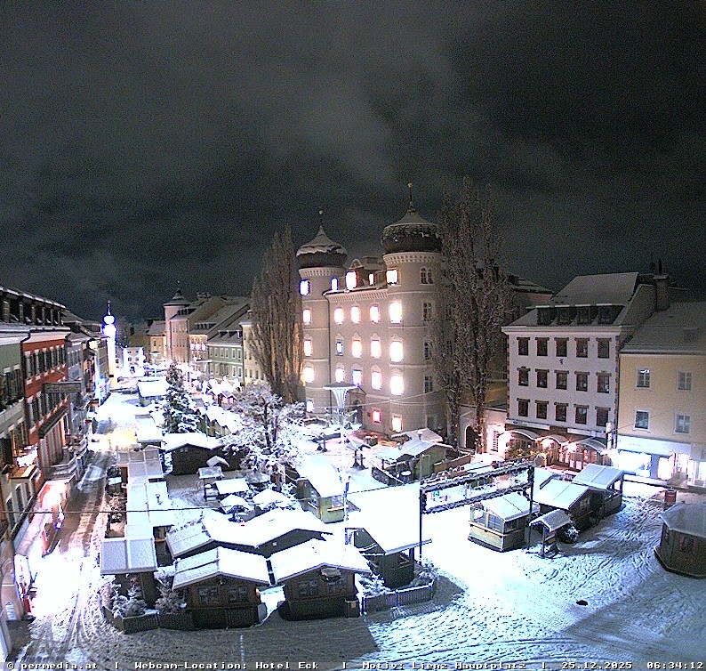 Archiv Foto Webcam Der Marktplatz von Lienz
