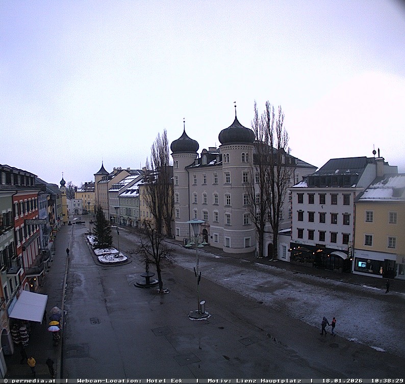 Archiv Foto Webcam Der Marktplatz von Lienz