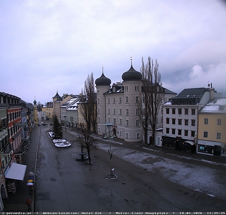 Archiv Foto Webcam Der Marktplatz von Lienz