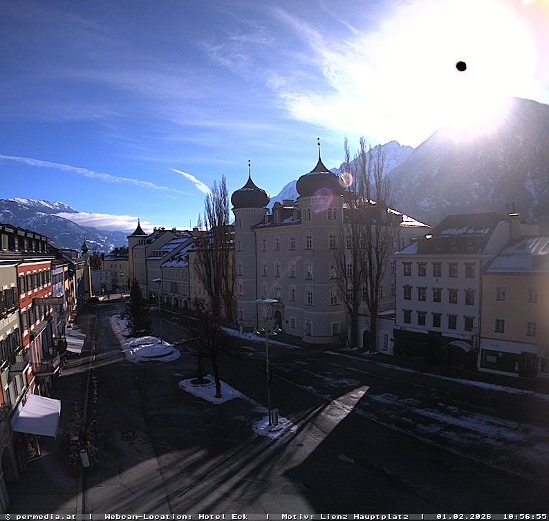 Archiv Foto Webcam Der Marktplatz von Lienz
