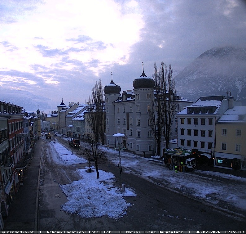 Archiv Foto Webcam Der Marktplatz von Lienz