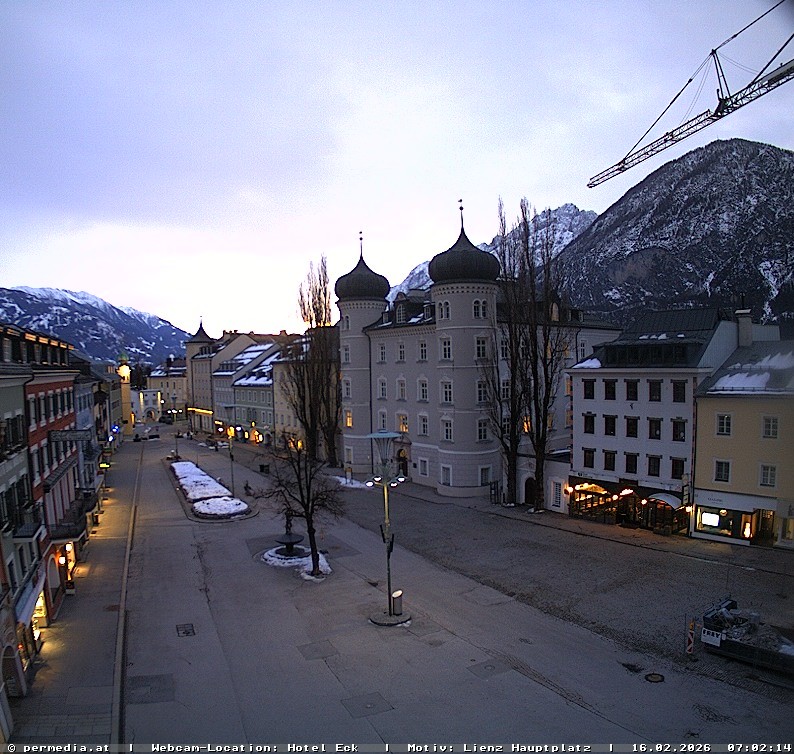 Archiv Foto Webcam Der Marktplatz von Lienz