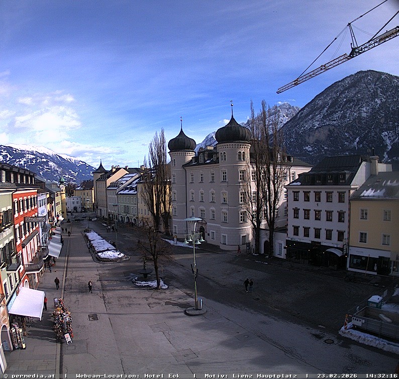 Archiv Foto Webcam Der Marktplatz von Lienz