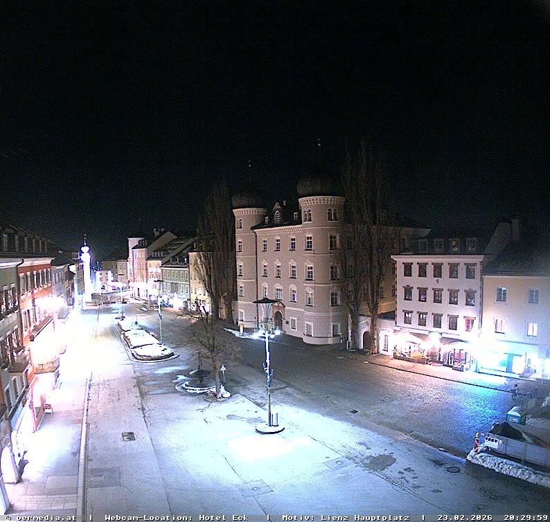 Archiv Foto Webcam Der Marktplatz von Lienz