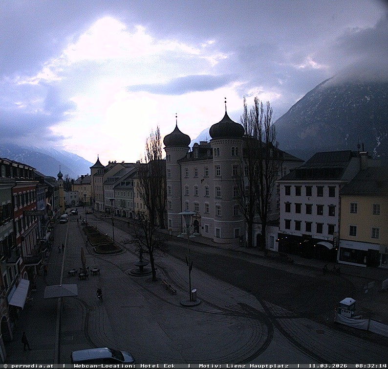 Archiv Foto Webcam Der Marktplatz von Lienz