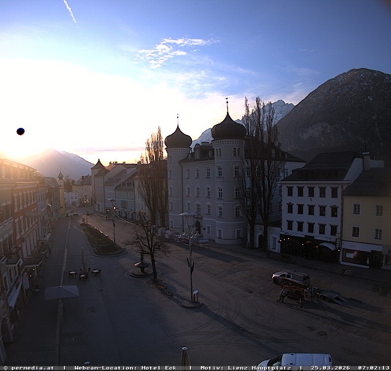 Archiv Foto Webcam Der Marktplatz von Lienz