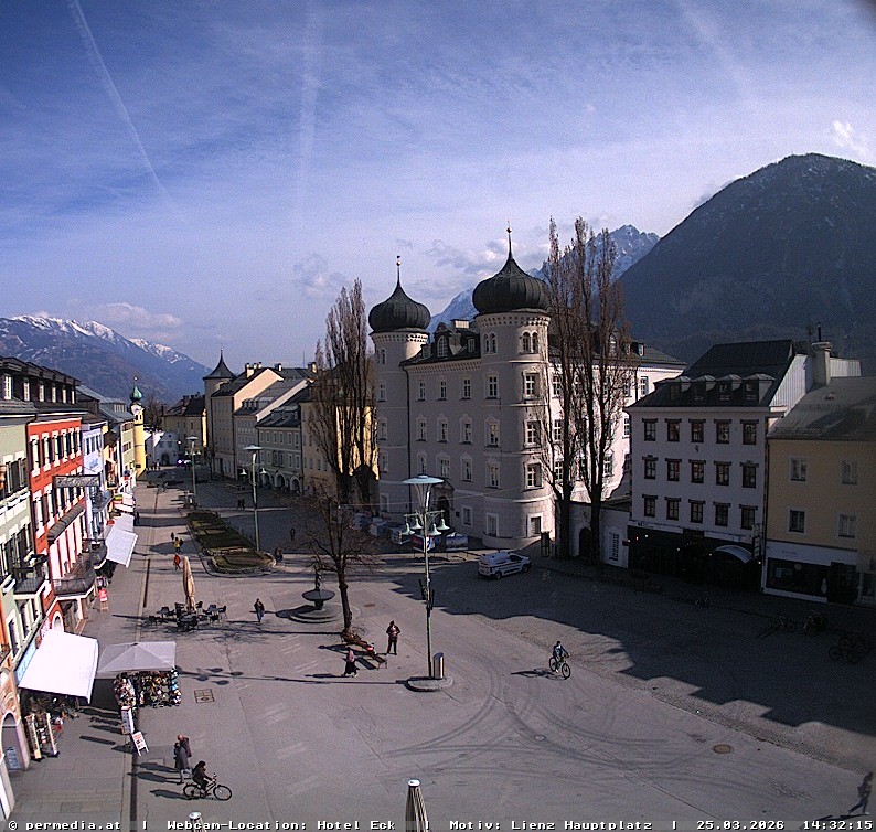 Archiv Foto Webcam Der Marktplatz von Lienz