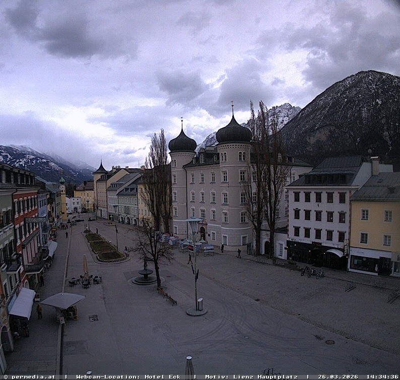 Archiv Foto Webcam Der Marktplatz von Lienz