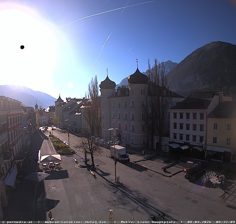 Archiv Foto Webcam Der Marktplatz von Lienz