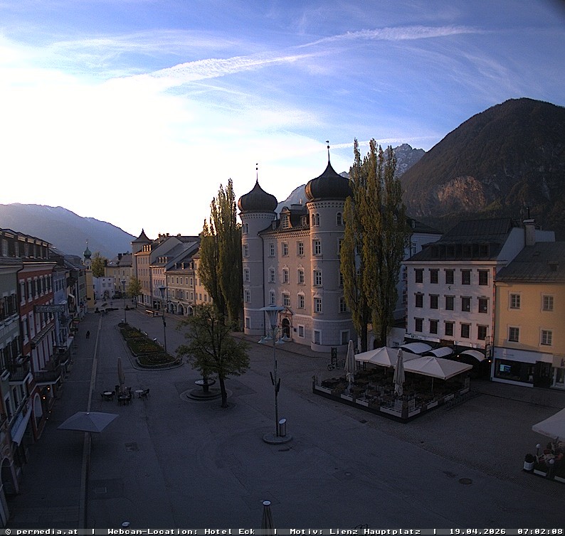 Archiv Foto Webcam Der Marktplatz von Lienz