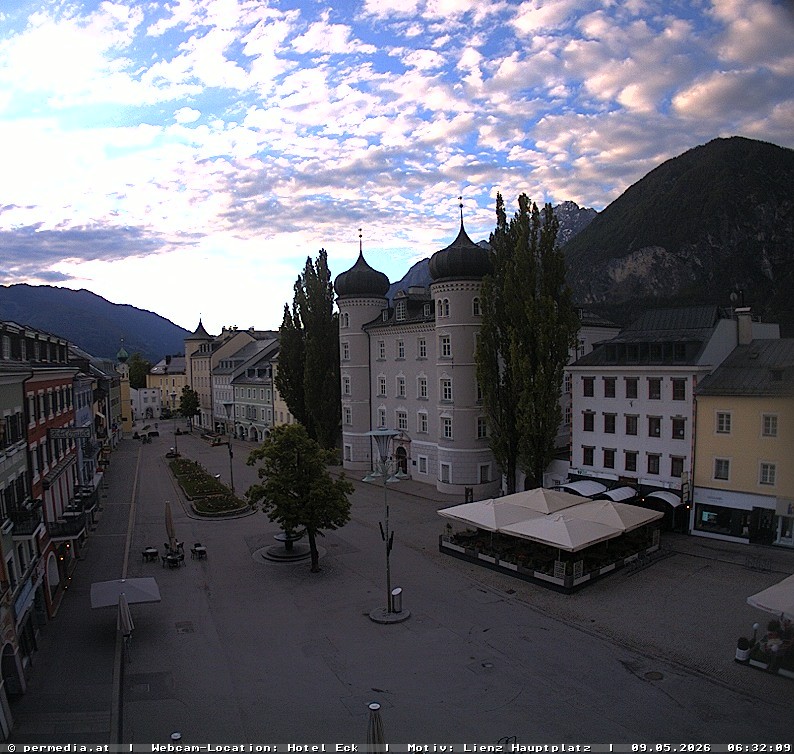 Archiv Foto Webcam Der Marktplatz von Lienz