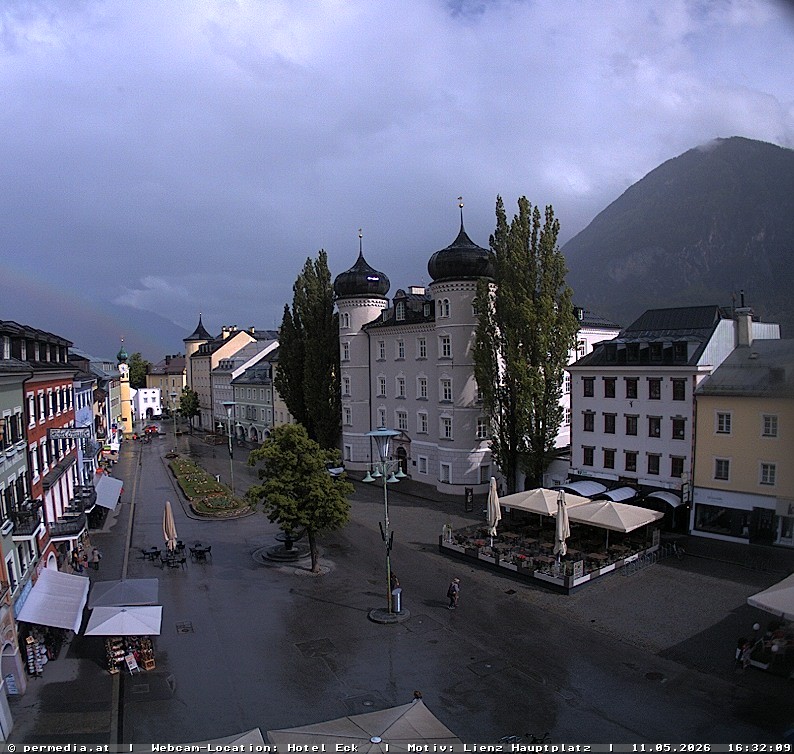 Archiv Foto Webcam Der Marktplatz von Lienz