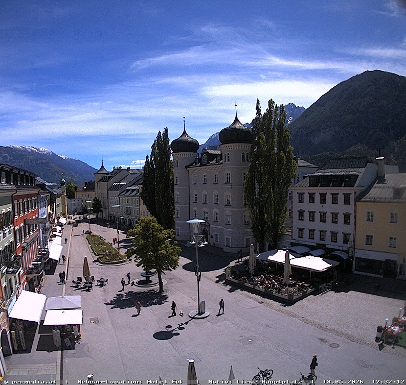 Archiv Foto Webcam Der Marktplatz von Lienz