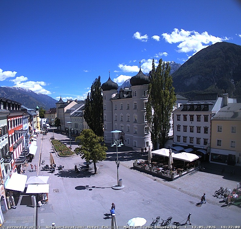 Archiv Foto Webcam Der Marktplatz von Lienz