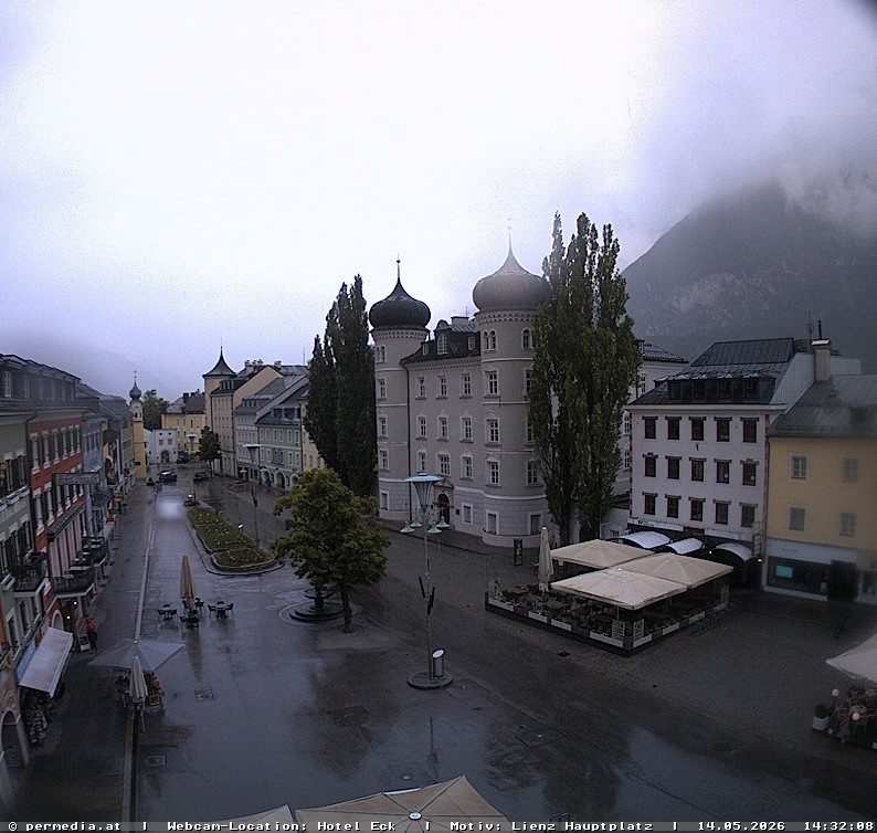 Archiv Foto Webcam Der Marktplatz von Lienz