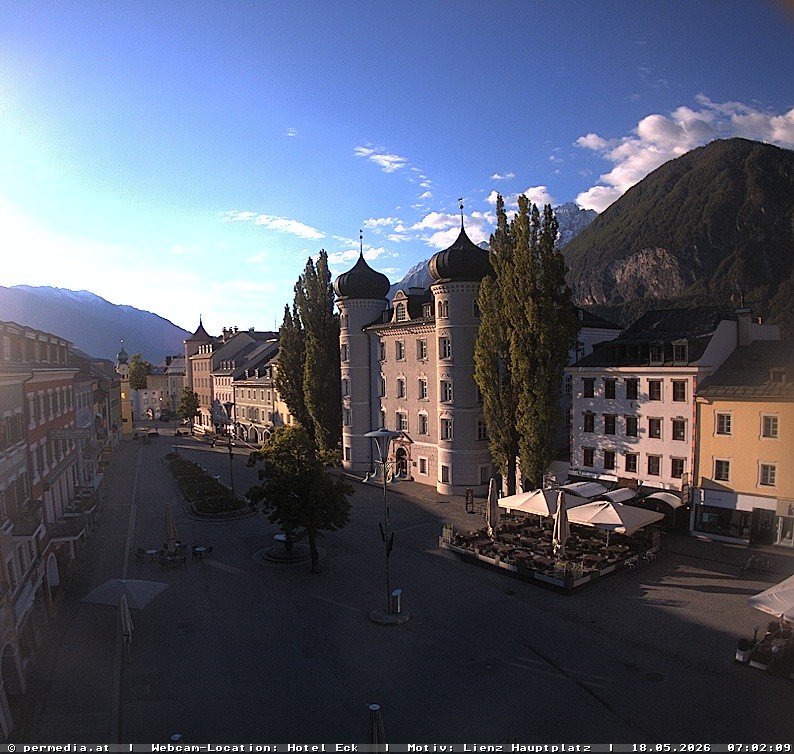 Archiv Foto Webcam Der Marktplatz von Lienz