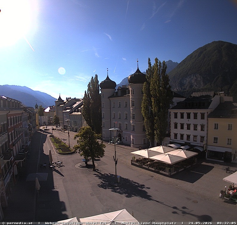 Archiv Foto Webcam Der Marktplatz von Lienz