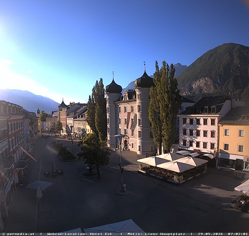 Archiv Foto Webcam Der Marktplatz von Lienz