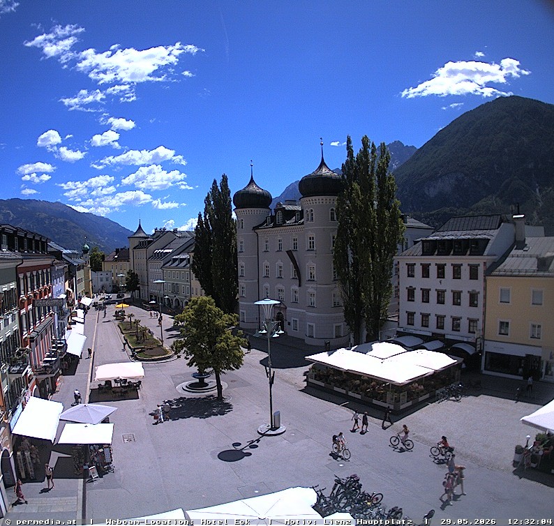 Archiv Foto Webcam Der Marktplatz von Lienz