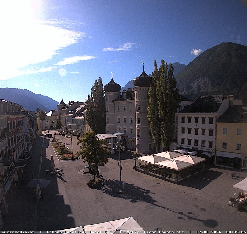 Archiv Foto Webcam Der Marktplatz von Lienz